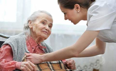 Tratamento para casos graves de Alzheimer será ampliado no SUS